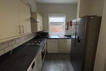 6 bed house, Cheyney Street, Newton, Chester, CH14BS - Image 5