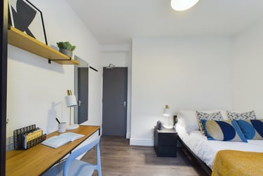 2 bed house, Clint Road West, Kensington, Liverpool, L75DB - Image 2