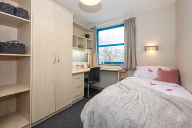 Ensuite - Gold at The Old Fire Station, 256 King Street, Central, Aberdeen, AB245BU - Image 6