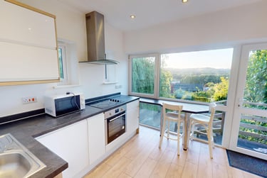 6 bed house, Mayorswell Close, Claypath, Durham, DH11JU - Image 1