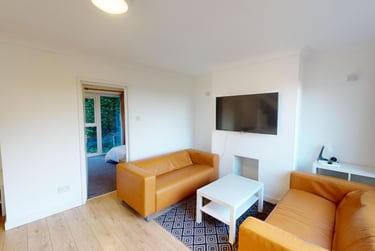 6 bed house, Mayorswell Close, Claypath, Durham, DH11JU - Image 6