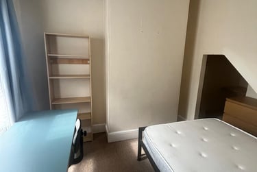 4 bed house, Granville Street, City Centre, Loughborough, LE113BN - Image 3