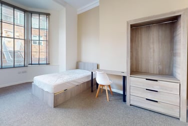 5 bed house, Blenheim Terrace, Woodhouse, Leeds, LS29JG - Image 1