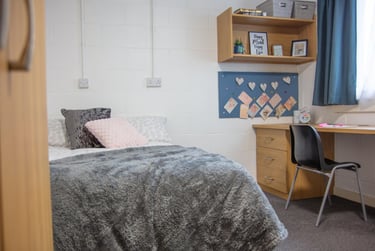 Non Ensuite - Gold at St Peter House, St Peter Street, Pittodrie, Aberdeen, AB243HU - Image 4