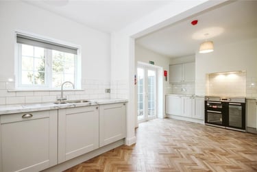 7 bed house, Brabazon Road, Filton, Bristol, BS347NJ - Image 1