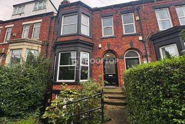 7 bed house, Ash Grove, Hyde Park, Leeds, LS61AX - Image 3