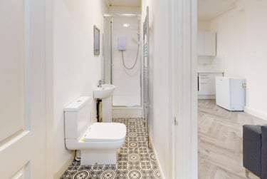 1 bed house, Wilmslow Road, Fallowfield, Manchester, M203NA - Image 2