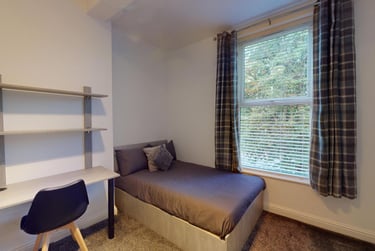 2 bed house, Wilmslow Road, Fallowfield, Manchester, M203NA - Image 2