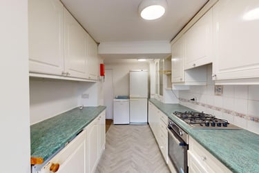 6 bed house, Brook Road, Twerton, Bath, BA23RS - Image 1