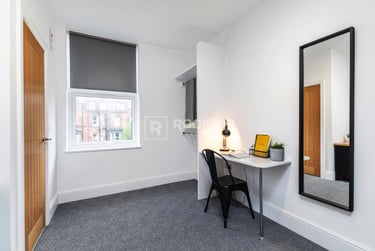 4 bed house, Kelso Road, Woodhouse, Leeds, LS29PR - Image 11