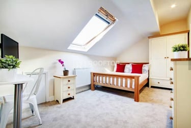 8 bed house, Queens Road, Hyde Park, Leeds, LS61HU - Image 5