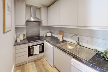 2 bed house, St Nicholas Street, City Centre, Bristol, BS11DL - Image 2