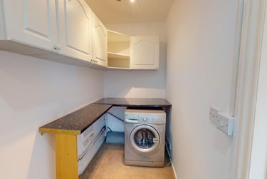 2 bed house, Dartmouth Avenue, Twerton, Bath, BA21AT - Image 5