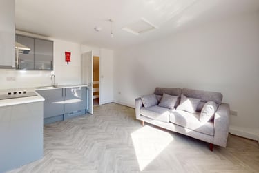 2 bed house, Priddy Close, Twerton, Bath, BA21BT - Image 2