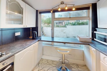 2 bed house, Dartmouth Avenue, Twerton, Bath, BA21AT - Image 13