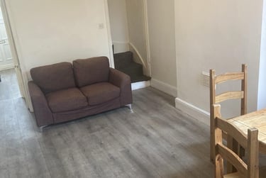 3 bed house, Bulwer Road, Clarendon Park, Leicester, LE23BU - Image 3