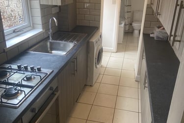 3 bed house, Bulwer Road, Clarendon Park, Leicester, LE23BU - Image 1