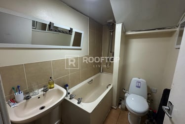 7 bed house, Norwood Terrace, Hyde Park, Leeds, LS61EA - Image 9