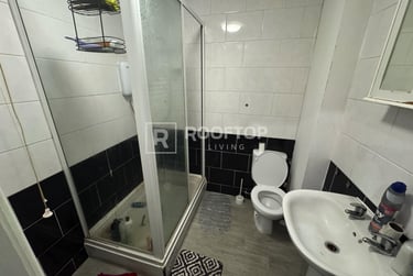 9 bed house, Moorland Avenue, Hyde Park, Leeds, LS61AP - Image 8