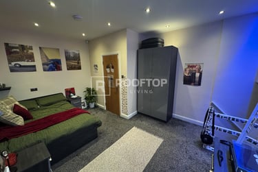 1 bed house, Victoria Road, Hyde Park, Leeds, LS61DU - Image 3