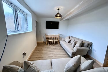 6 bed house, St Bedes Close, Nevilles Cross, Durham, DH14AB - Image 3