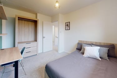 4 bed house, Sandpiper Way, Lenton, Nottingham, NG72EE - Image 1