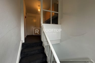 9 bed house, Belle Vue Road, Hyde Park, Leeds, LS31HG - Image 9