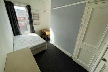 6 bed house, Regent Park Terrace, Rampart Road, Leeds, LS62AX - Image 5