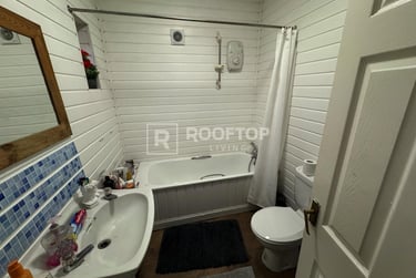 2 bed house, Moorland Avenue, Hyde Park, Leeds, LS61AP - Image 5