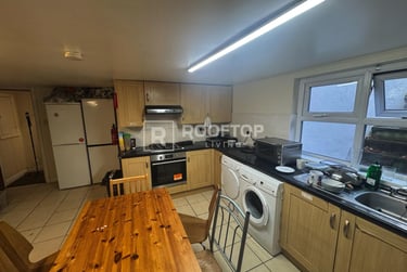 8 bed house, Cardigan Road, Headingley, Leeds, LS63AE - Image 11