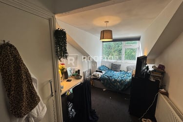 7 bed house, Cardigan Road, Burley, Leeds, LS61EB - Image 5