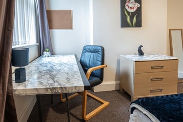 5 bed house, Lorne Street, City Centre, Chester, CH14AE - Image 4