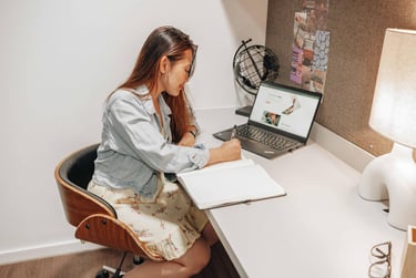 Premium One Bed Apartment (High Floors) at Bailey Fields, Rockingham Street, City Centre, Sheffield, S14LZ - Image 3