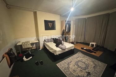 9 bed house, Belle Vue Road, Hyde Park, Leeds, LS31HG - Image 6