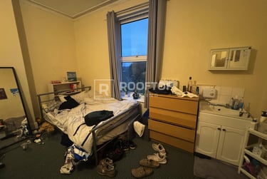 9 bed house, Belle Vue Road, Hyde Park, Leeds, LS31HG - Image 11