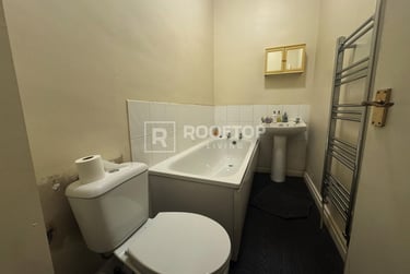 9 bed house, Belle Vue Road, Hyde Park, Leeds, LS31HG - Image 12
