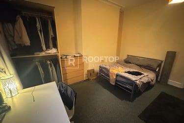 9 bed house, Belle Vue Road, Hyde Park, Leeds, LS31HG - Image 14