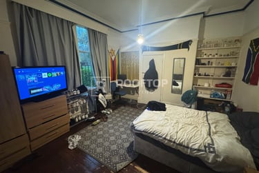 10 bed house, Regent Park Avenue, Rampart Road, Leeds, LS62AU - Image 6