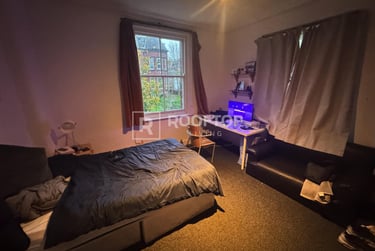 10 bed house, Regent Park Avenue, Rampart Road, Leeds, LS62AU - Image 7