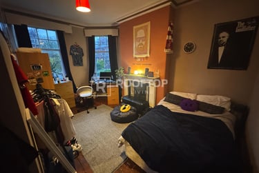 10 bed house, Regent Park Avenue, Rampart Road, Leeds, LS62AU - Image 13