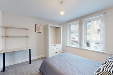 4 bed house, Herbert Road, Twerton, Bath, BA23PR - Image 2