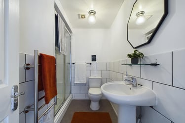 7 bed house, Kippax Street, Rusholme, Manchester, M144FX - Image 7