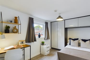 6 bed house, Haydn Avenue, Rusholme, Manchester, M144DJ - Image 1