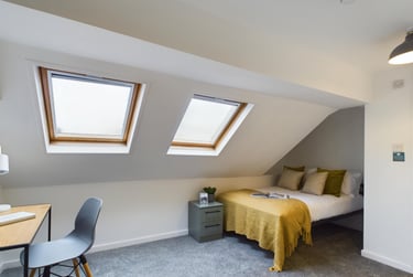 9 bed house, Great Western Street, Rusholme, Manchester, M144DR - Image 1