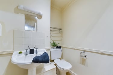 6 bed house, West Parade, West End, Lincoln, LN11LY - Image 7