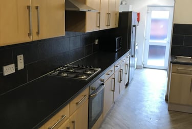 6 bed house, Rectory Place, City Centre, Loughborough, LE111UW - Image 12