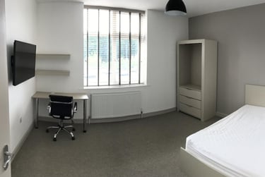 6 bed house, Rectory Place, City Centre, Loughborough, LE111UW - Image 5