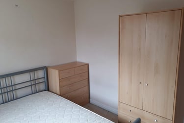 4 bed house, Kingfisher Way, City Centre, Loughborough, LE113NF - Image 4