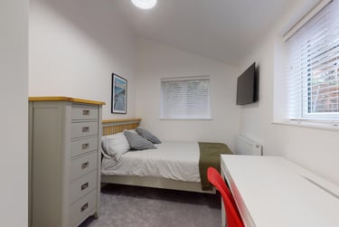 5 bed house, Caldwell Street, City Centre, Loughborough, LE113BB - Image 4