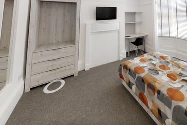 6 bed house, Victoria Street, City Centre, Loughborough, LE112EN - Image 9